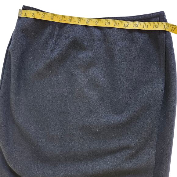 Vintage Wool Blend Blanket Wrap Skirt Size 10 Jones New York Country Black & Red - Picture 7 of 8